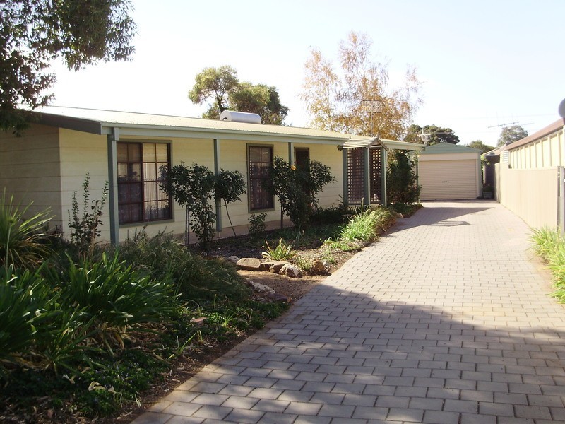 8 Barrington Street, Renmark SA 5341