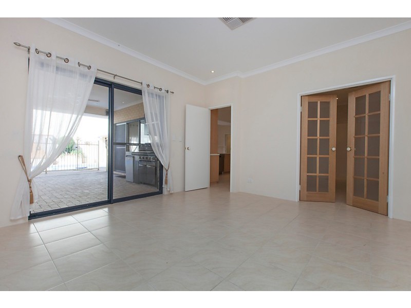 10  Kowloon Cnr, Currambine WA 6028