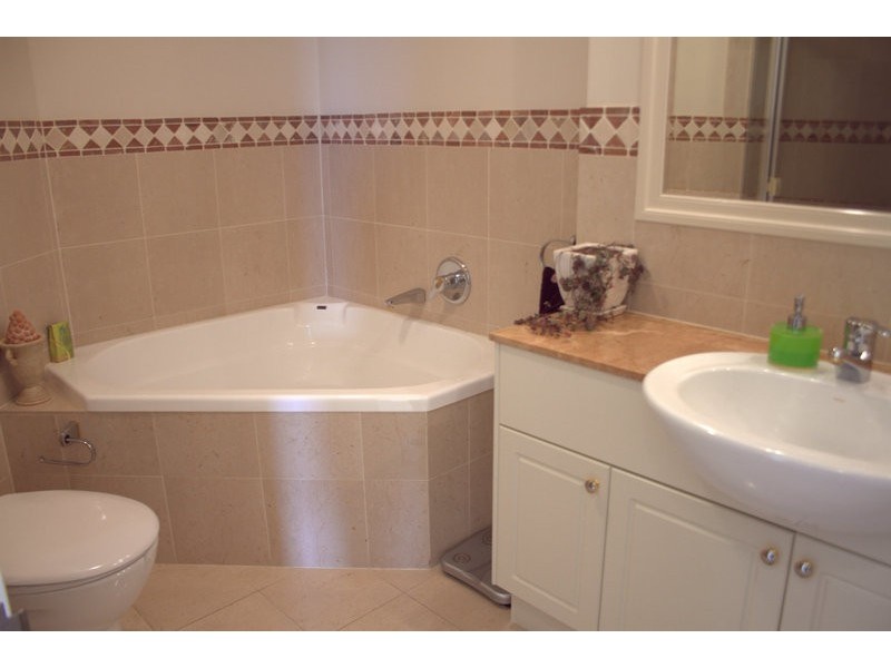 100/32 Macrossan St, Brisbane QLD 4000