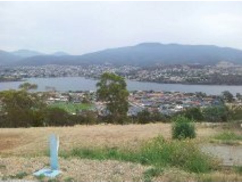 36 Natlee Crescent, Old Beach TAS 7017