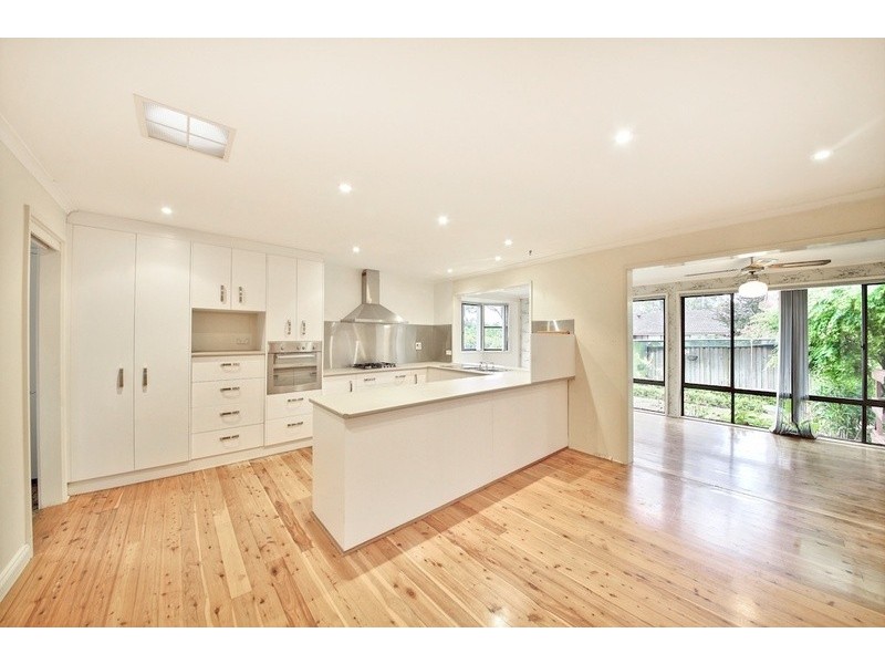 28 Crookston Drive, Camden South NSW 2570