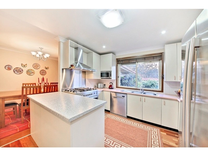 17 Catchpole Street, St Helens Park NSW 2560