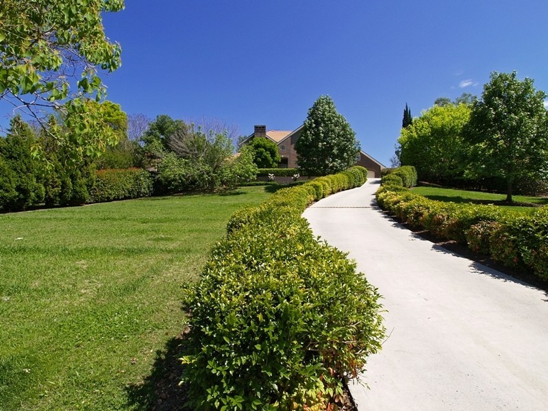 13 Camelot Close, Kirkham NSW 2570