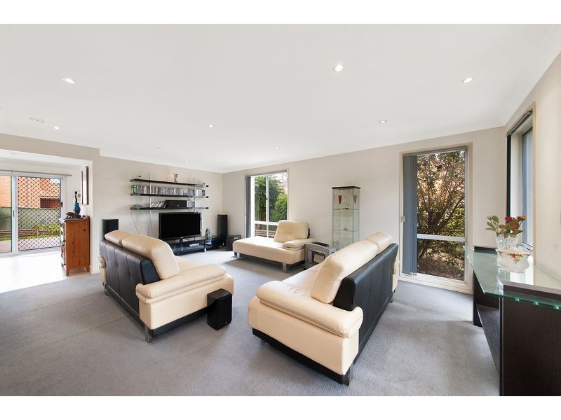 9 Teak Way, Prestons NSW 2170