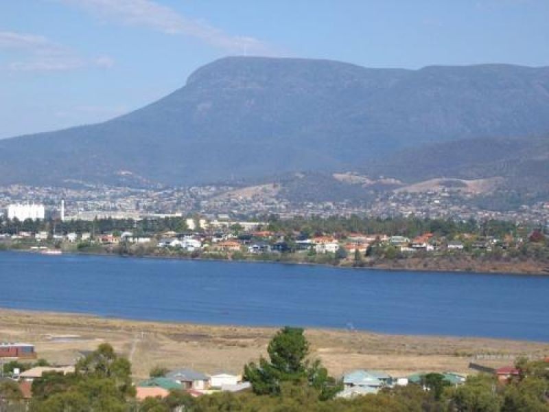 36 Grevillea Ave, Old Beach TAS 7017