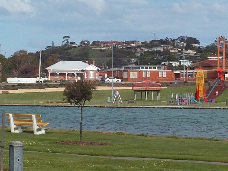 7 Helen Street, Ulverstone TAS 7315