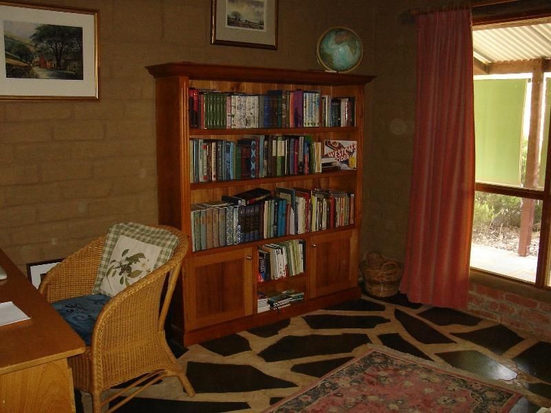 1 John Barker St, Burra SA 5417