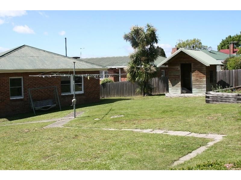 12 Walker Street, Rosetta TAS 7010