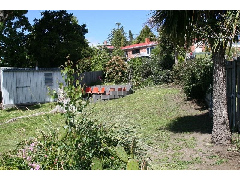 12 Walker Street, Rosetta TAS 7010