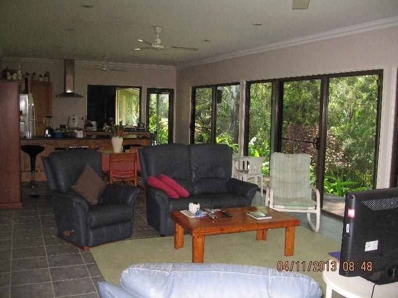 387 Pioneer Rd, Mungar QLD 4650