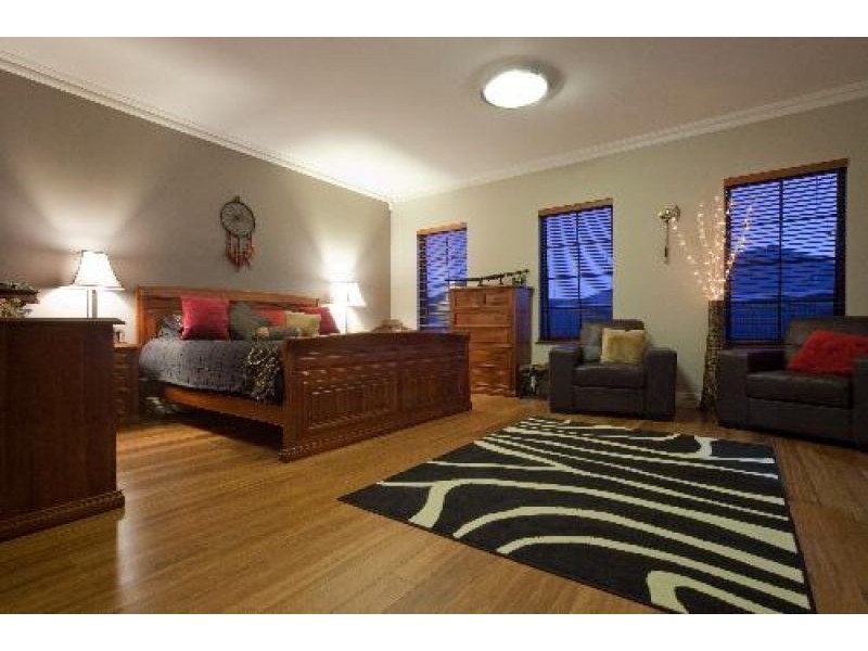 19 Satine Turn, Aveley WA 6069