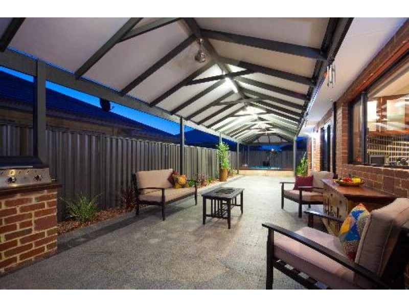 19 Satine Turn, Aveley WA 6069