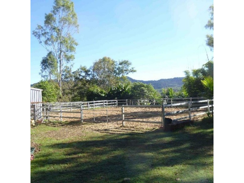 153 Sugar Loaf Road, Mirani QLD 4754