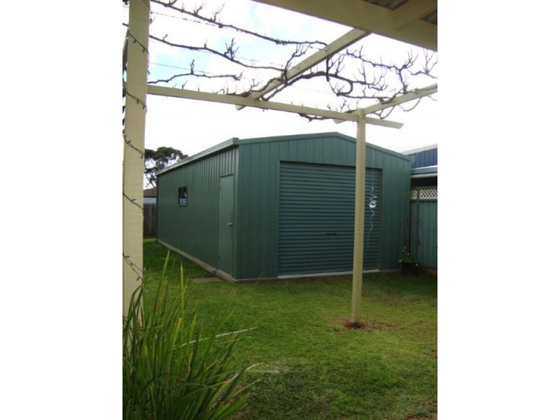 150 Stradbroke Avenue, Swan Hill VIC 3585