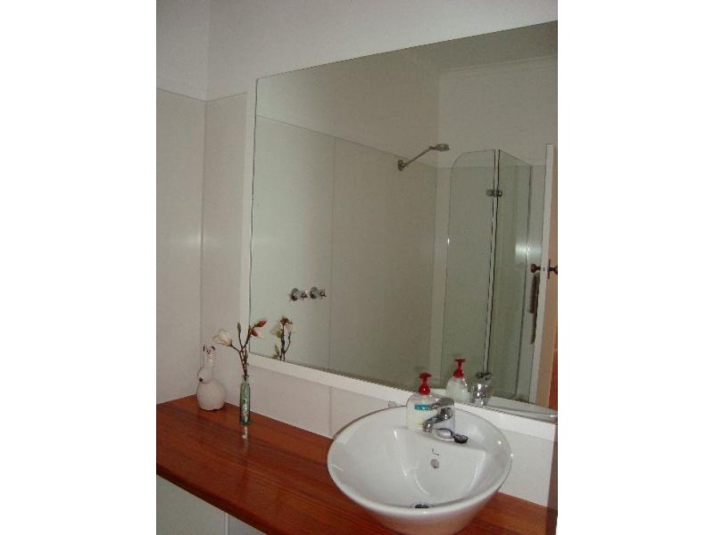 150 Stradbroke Avenue, Swan Hill VIC 3585