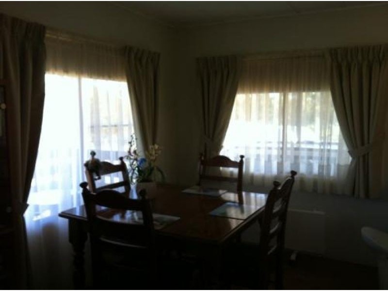 49 Centenary Ave, Tarcutta NSW 2652