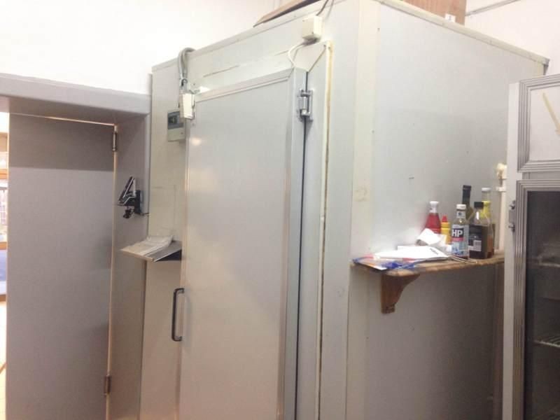 85 Station St, Deer Park VIC 3023