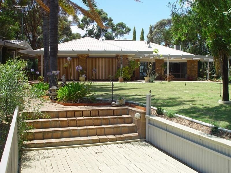 25 Shepherd Drive, Paringa SA 5340