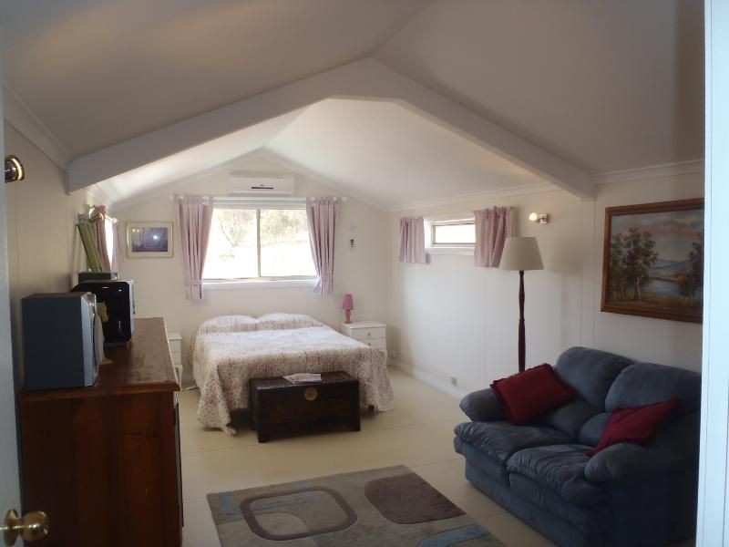 174 Moores Rd, Springhurst VIC 3682