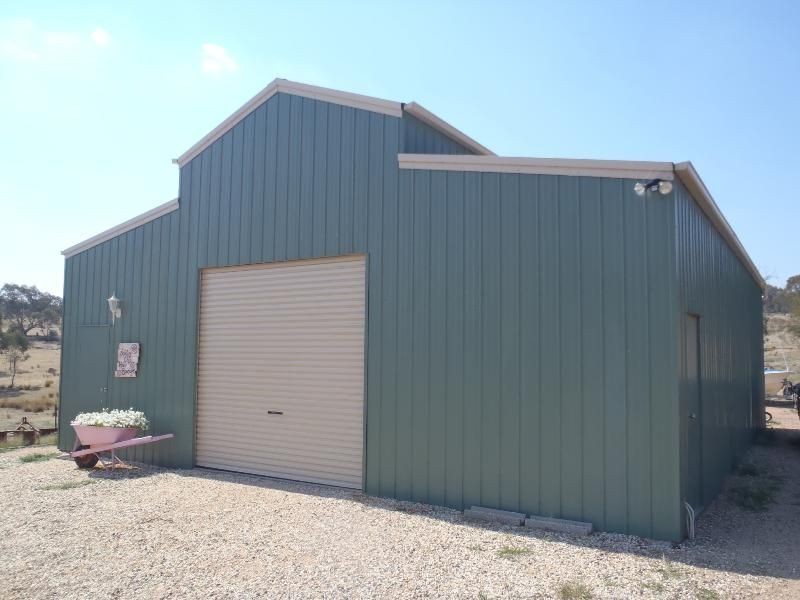 174 Moores Rd, Springhurst VIC 3682