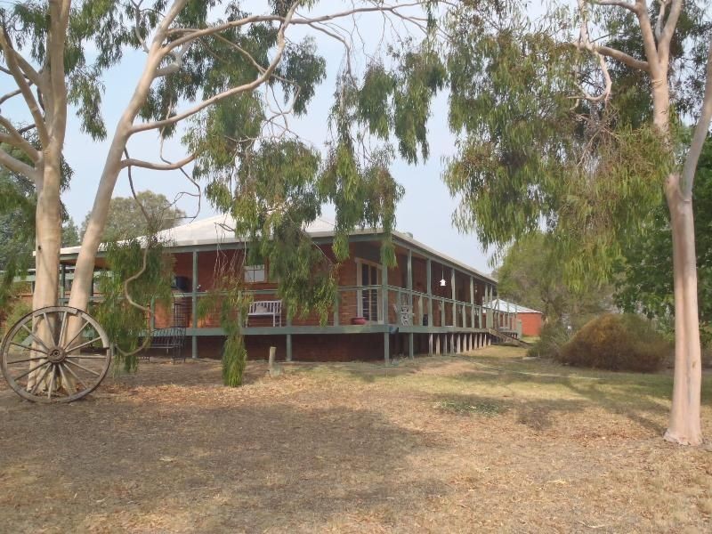 174 Moores Rd, Springhurst VIC 3682