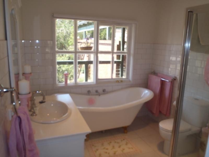 174 Moores Rd, Springhurst VIC 3682