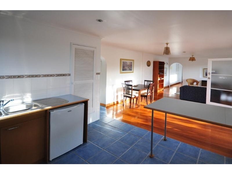 23 Wayne Avenue, Sandy Bay TAS 7005