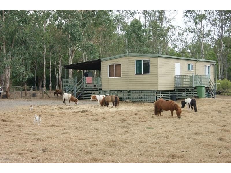 76 Henry Street, Nanango QLD 4615