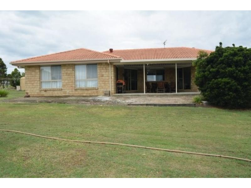Glass House Mountains QLD 4518