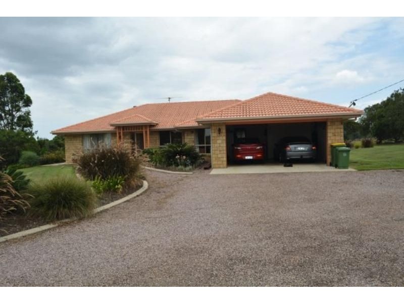 Glass House Mountains QLD 4518