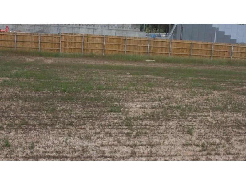 12 Glory Road, Glenfield NSW 2167