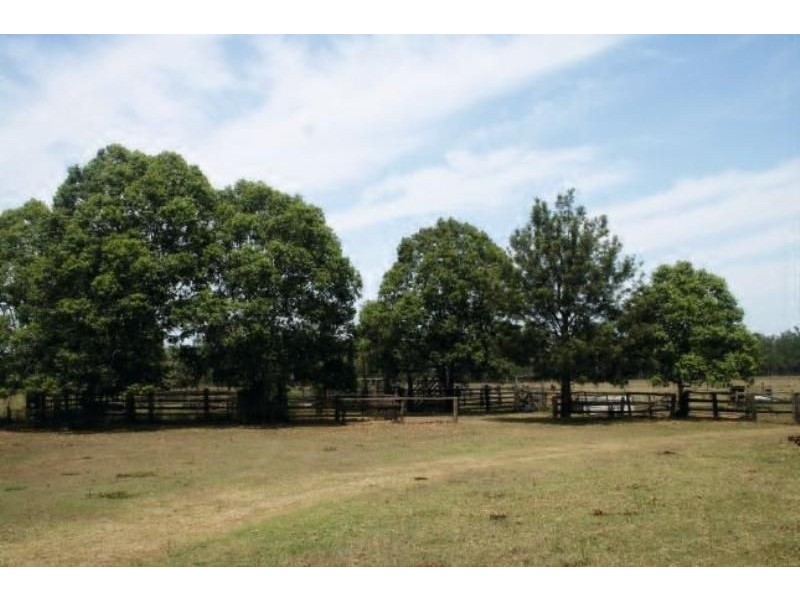 Atkinsons Dam QLD 4311