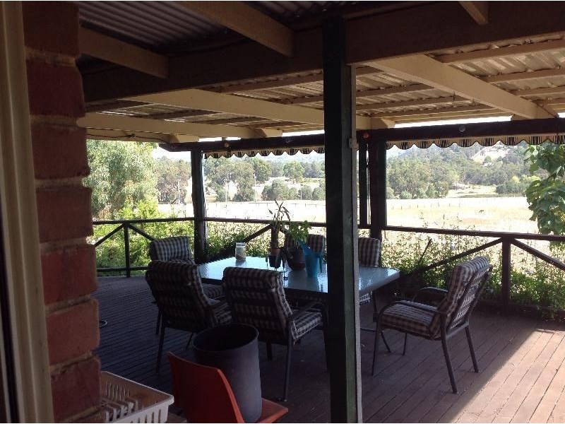 12 Campbells Road, Kangaroo Gully WA 6255