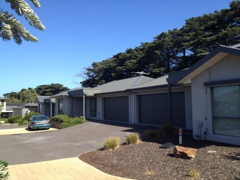 2/27 Ruby-Joy Drive, Somerville VIC 3912