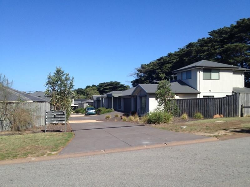 2/27 Ruby-Joy Drive, Somerville VIC 3912