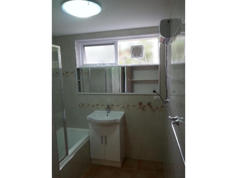 13/23 Roydon Street, Hampton East VIC 3188