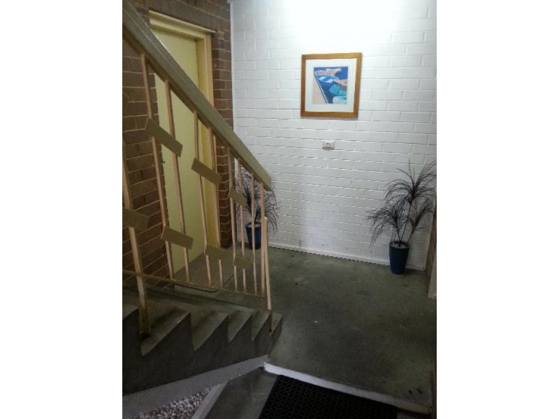 13/23 Roydon Street, Hampton East VIC 3188