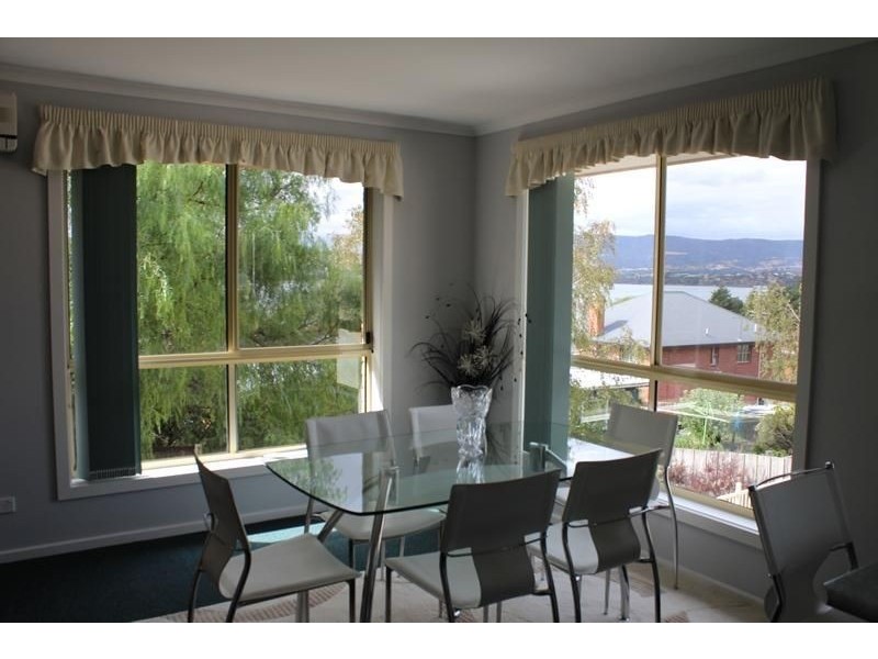 2/4A Sharron Drive, Granton TAS 7030