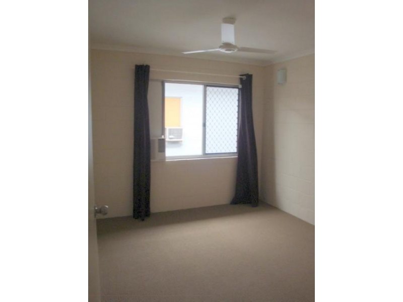 Westcourt QLD 4870