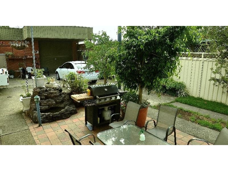 14 Memorial Avenue, Ingleburn NSW 2565