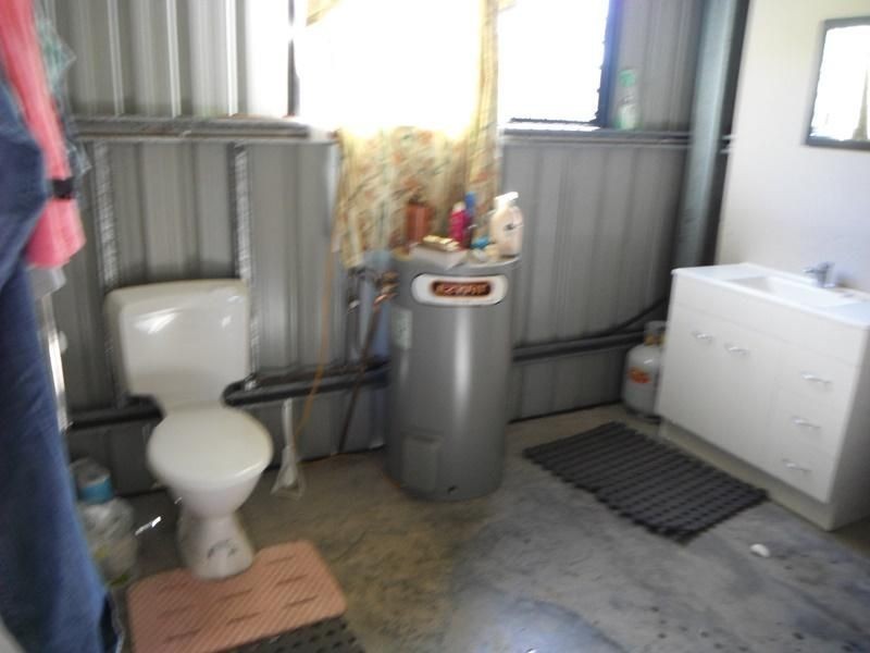 19 Bruce Highway, Bambaroo QLD 4850