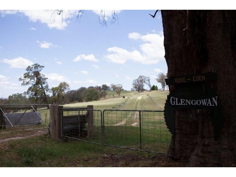 100 Pretty Valley Road, Glen Innes NSW 2370