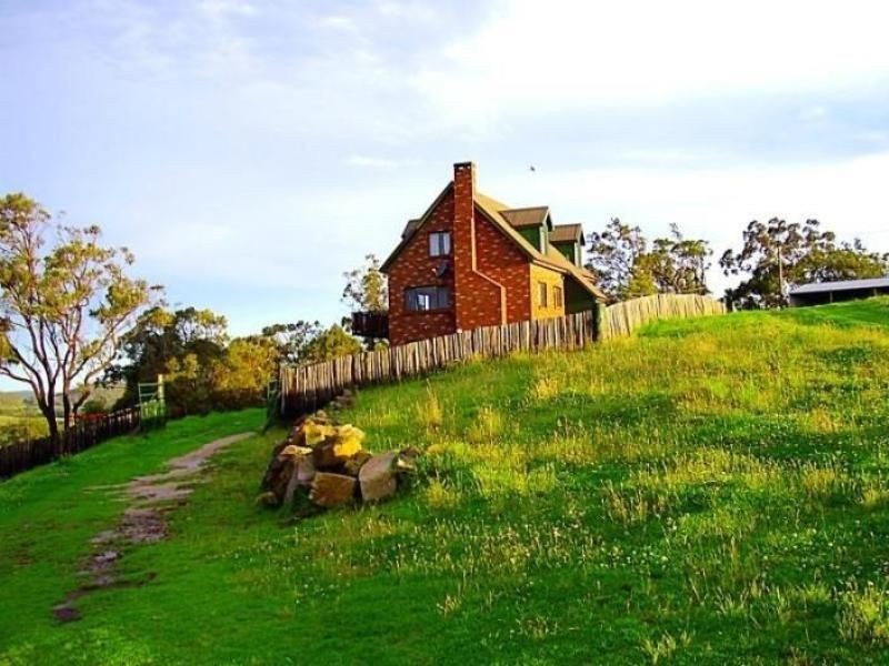 100 Pretty Valley Road, Glen Innes NSW 2370