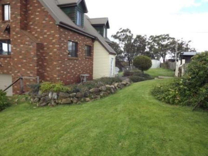 100 Pretty Valley Road, Glen Innes NSW 2370
