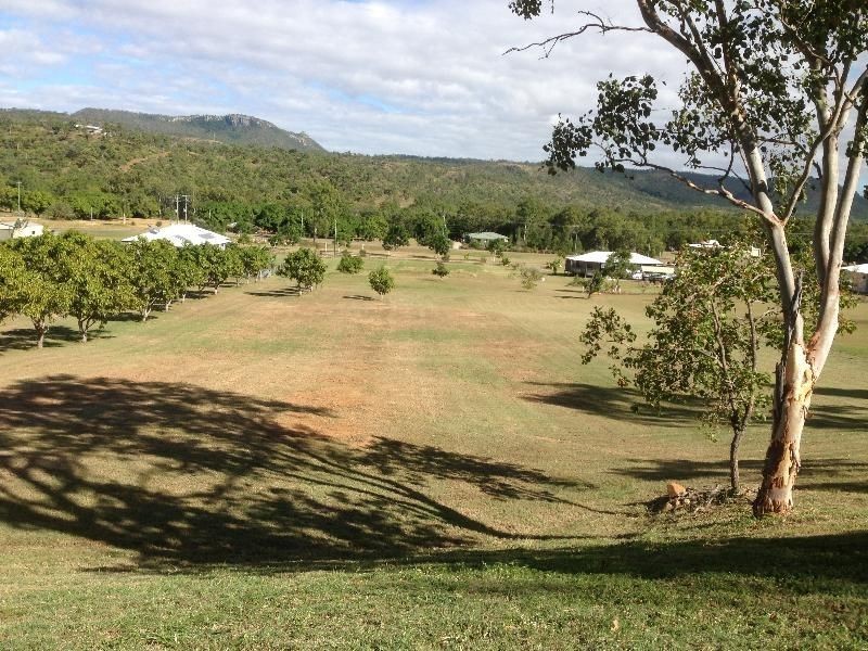 26 Godier Rd, Alligator Creek QLD 4816