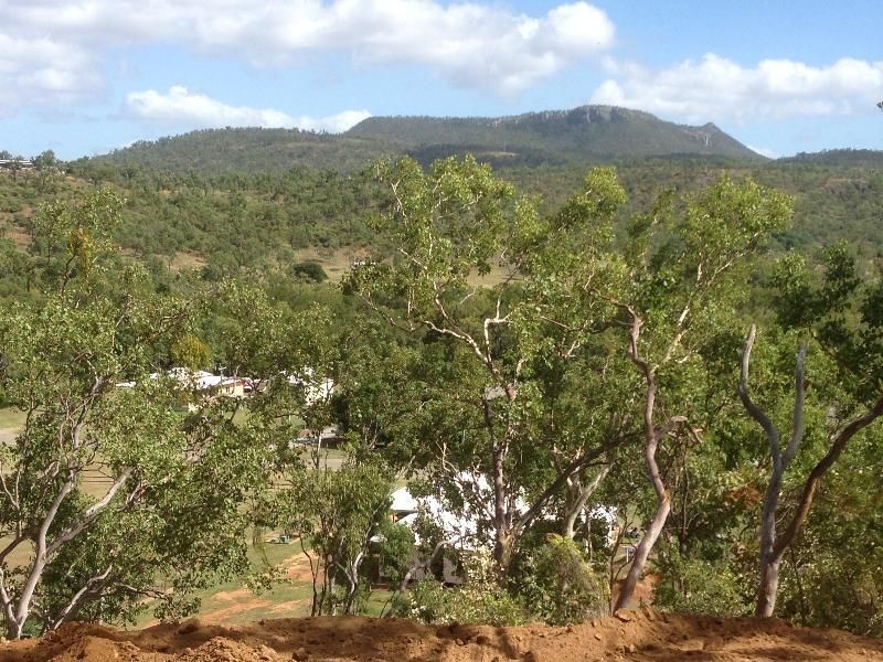 26 Godier Rd, Alligator Creek QLD 4816