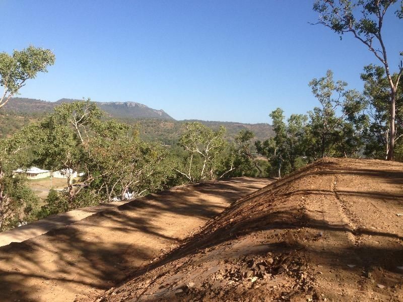 26 Godier Rd, Alligator Creek QLD 4816