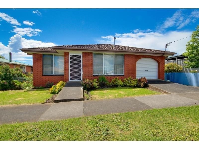 14 Tasman Street, Devonport TAS 7310
