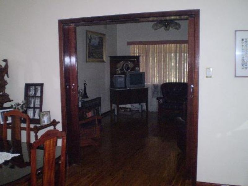 559 Moffat Street, Lavington NSW 2641