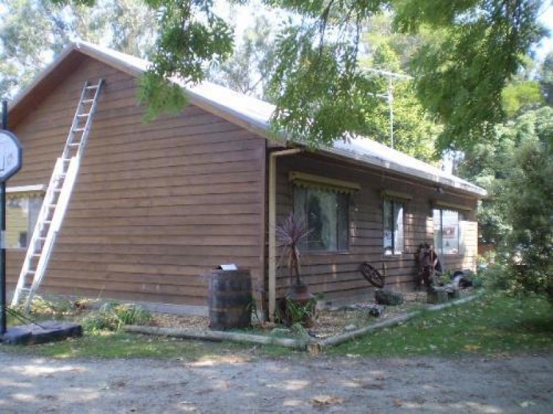 1420 Jacksons Track, Jindivick VIC 3818